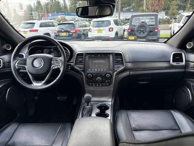 Used 2018 Velvet Red Pearlcoat Jeep High Altitude image 11