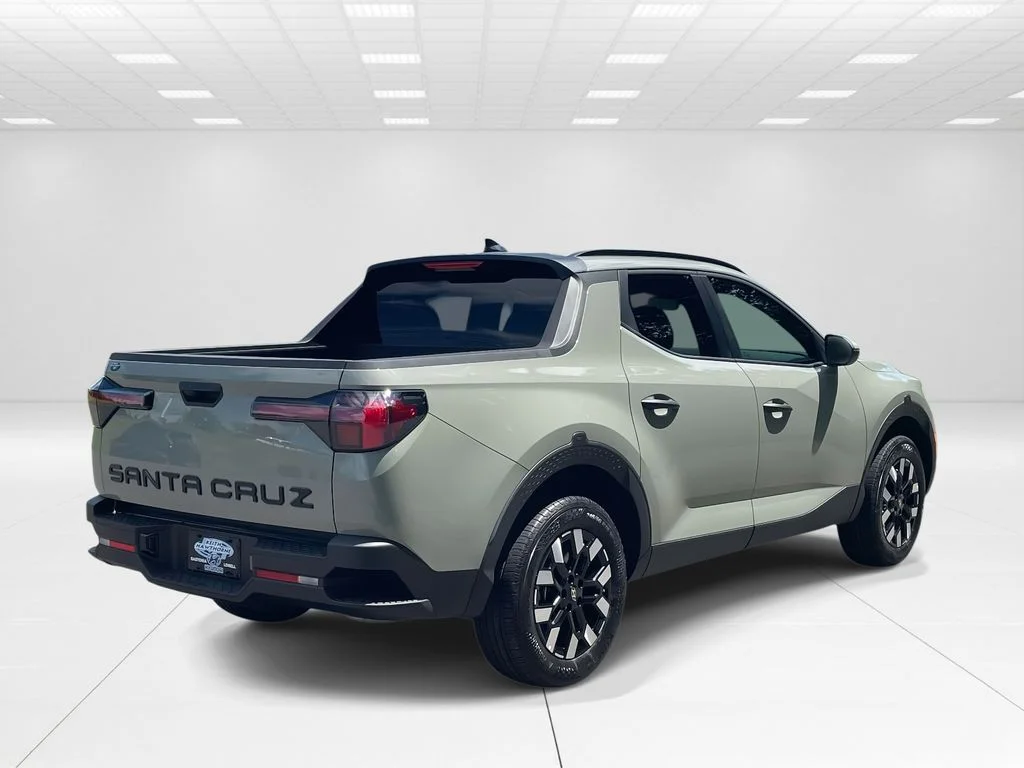 New 2025 Green Hyundai SEL image 6