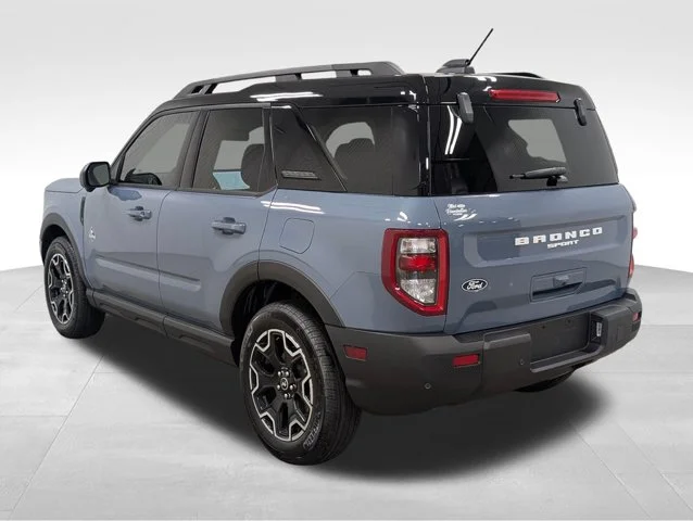 New 2026 Azure Gray Metallic Tri-Coat Ford Outer Banks® image 48