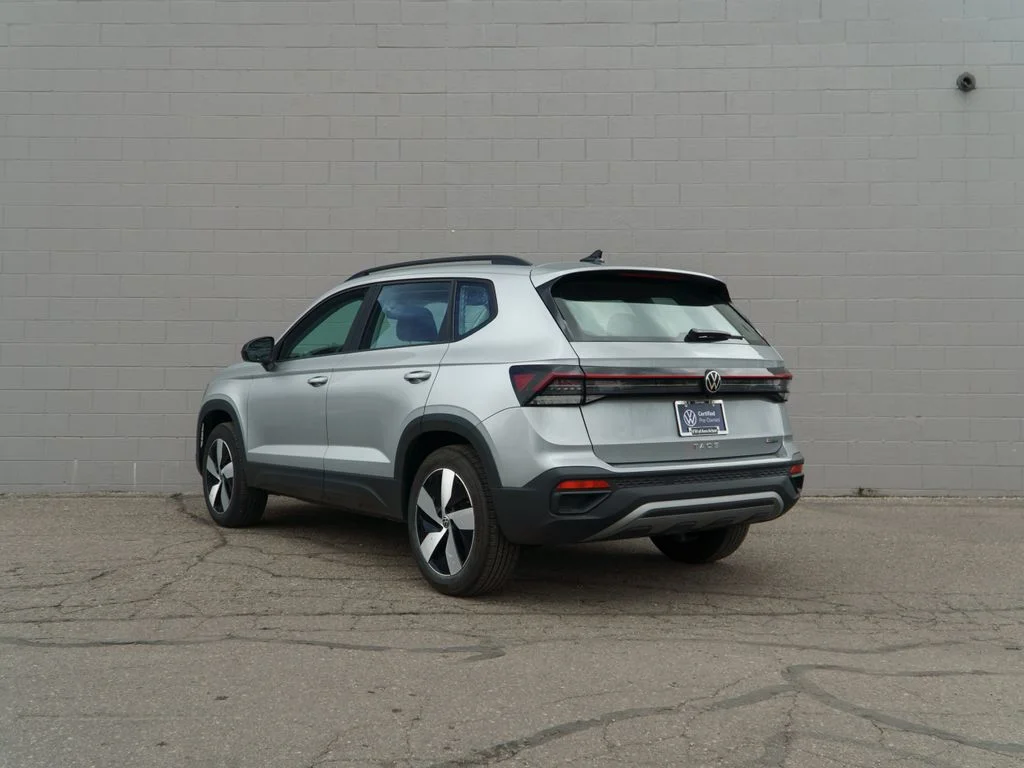 Used 2025 Silver Volkswagen 1.5T S image 3