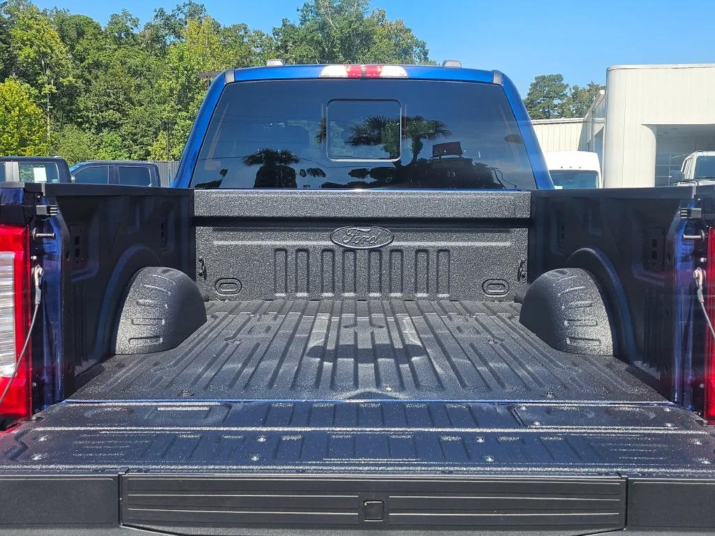 New 2027 Blue Ford Lariat image 13