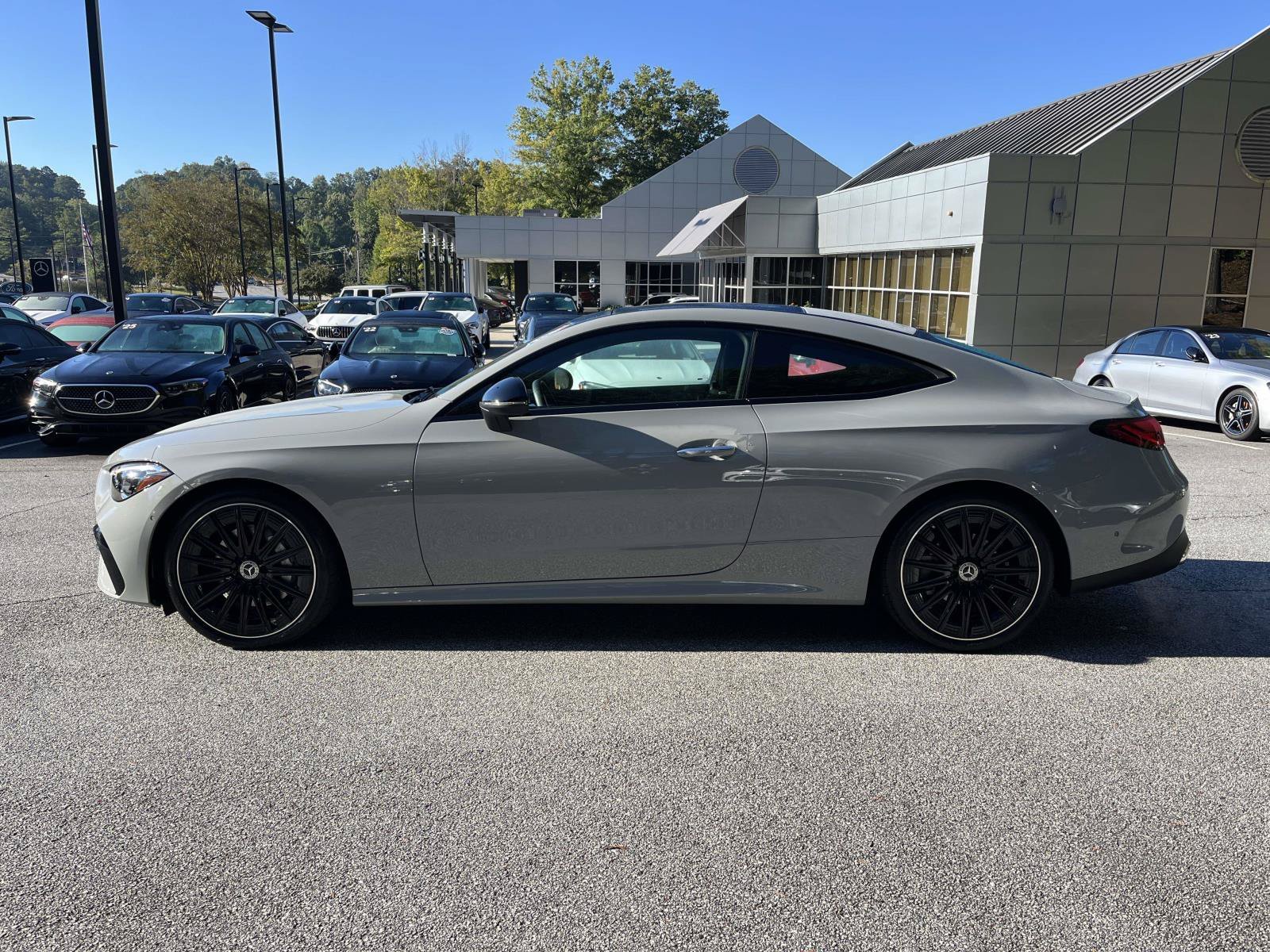 Certified Used 2026 MANUFAKTUR Alpine Grey Metallic Mercedes-Benz CLE 300 4MATIC® Coupe image 15