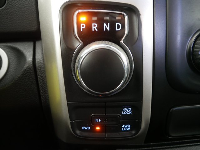 Used 2018 Black Clearcoat Ram Crew Cab SLT image 26