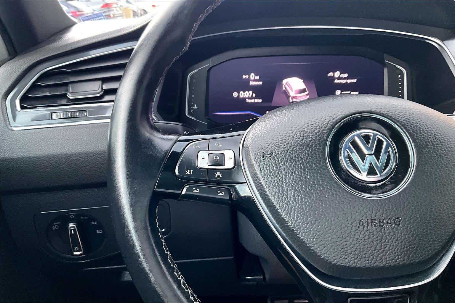 Used 2019 Pure White Volkswagen SEL R-Line Black image 24