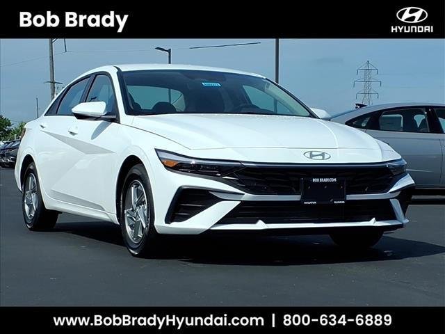 New 2026 Serenity White Pearl Hyundai SE image 1