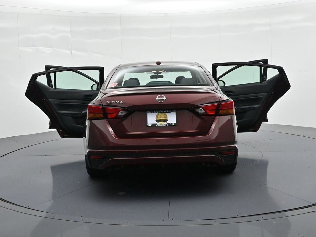 Used 2025 Garnet Pearl Nissan SV FWD image 25