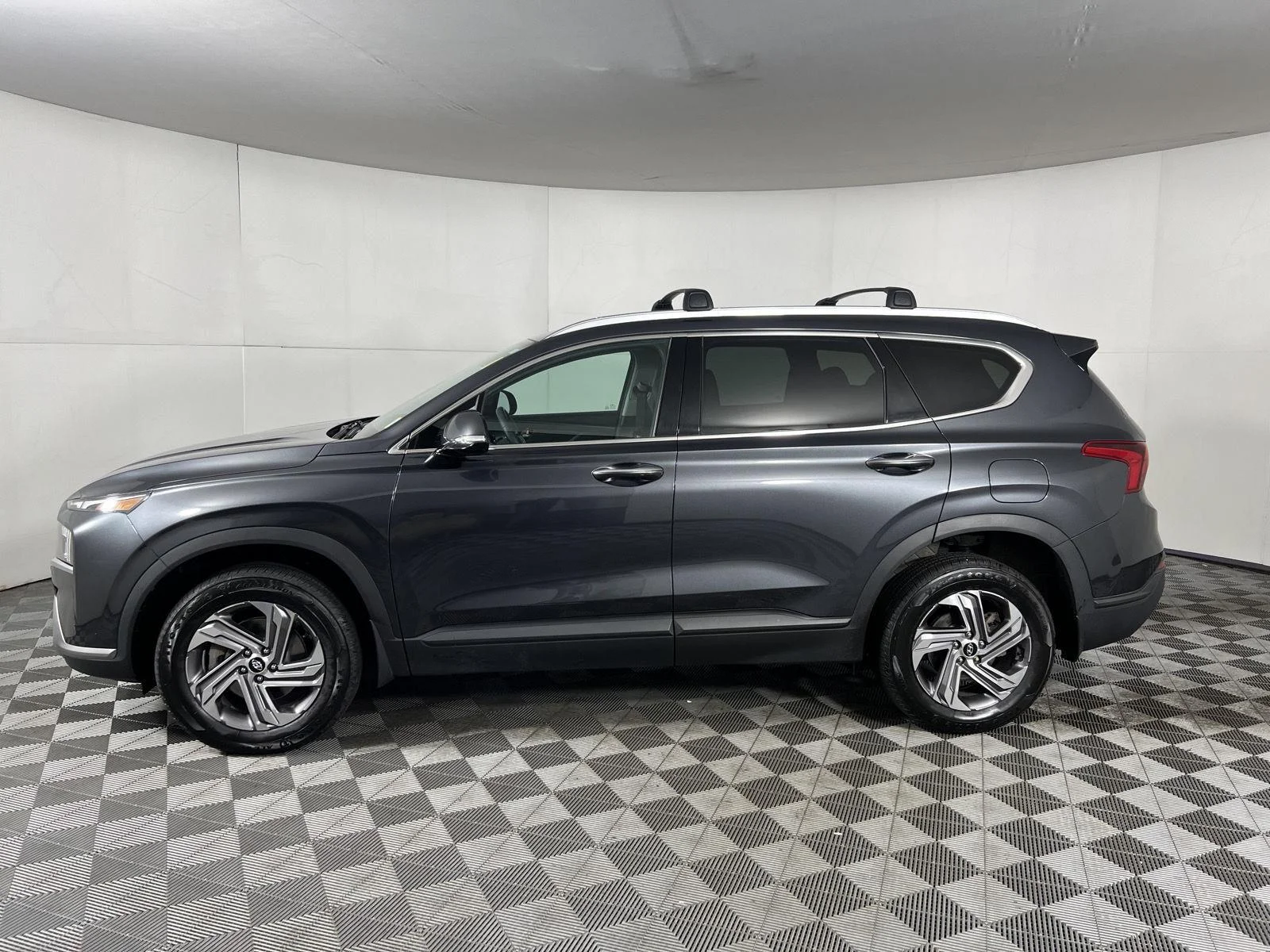 Used 2023 Portofino Gray Hyundai SEL image 16