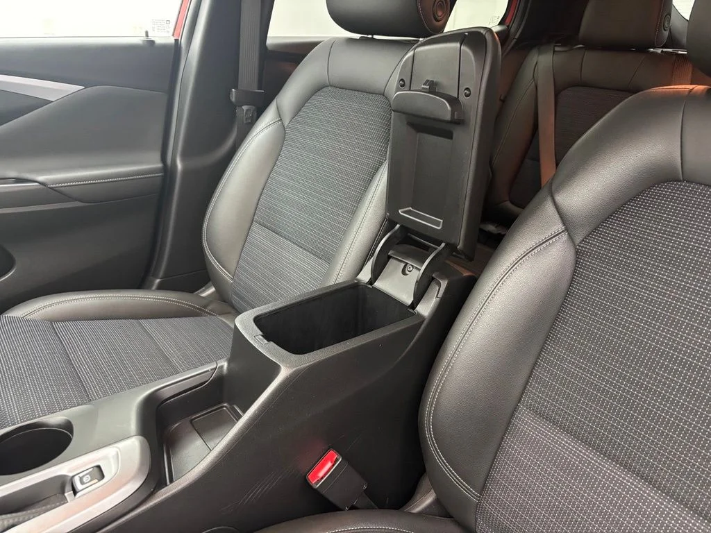 Used 2024 Red Buick Preferred image 25