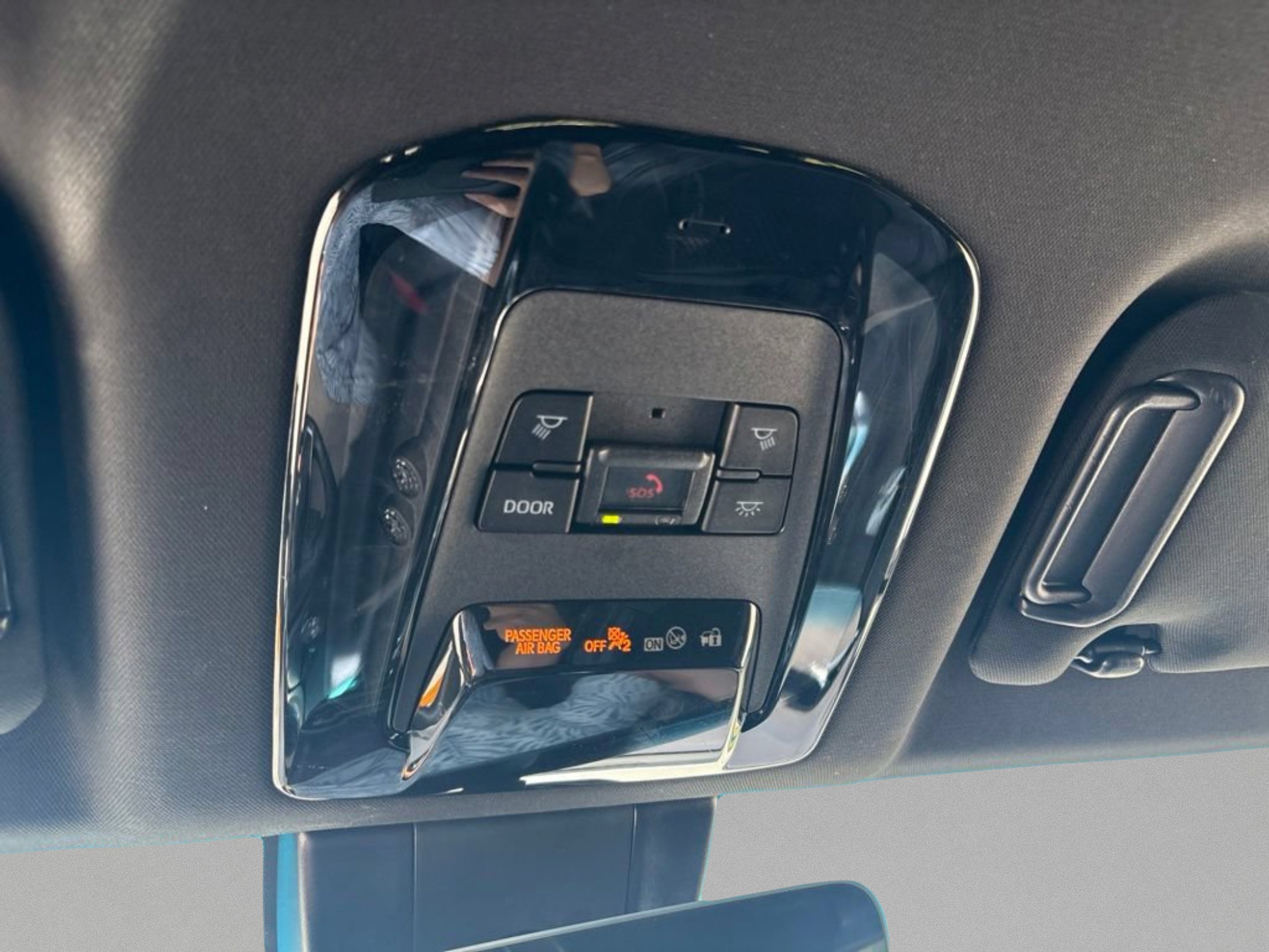 Used 2024 Pearl Toyota Nightshade image 15