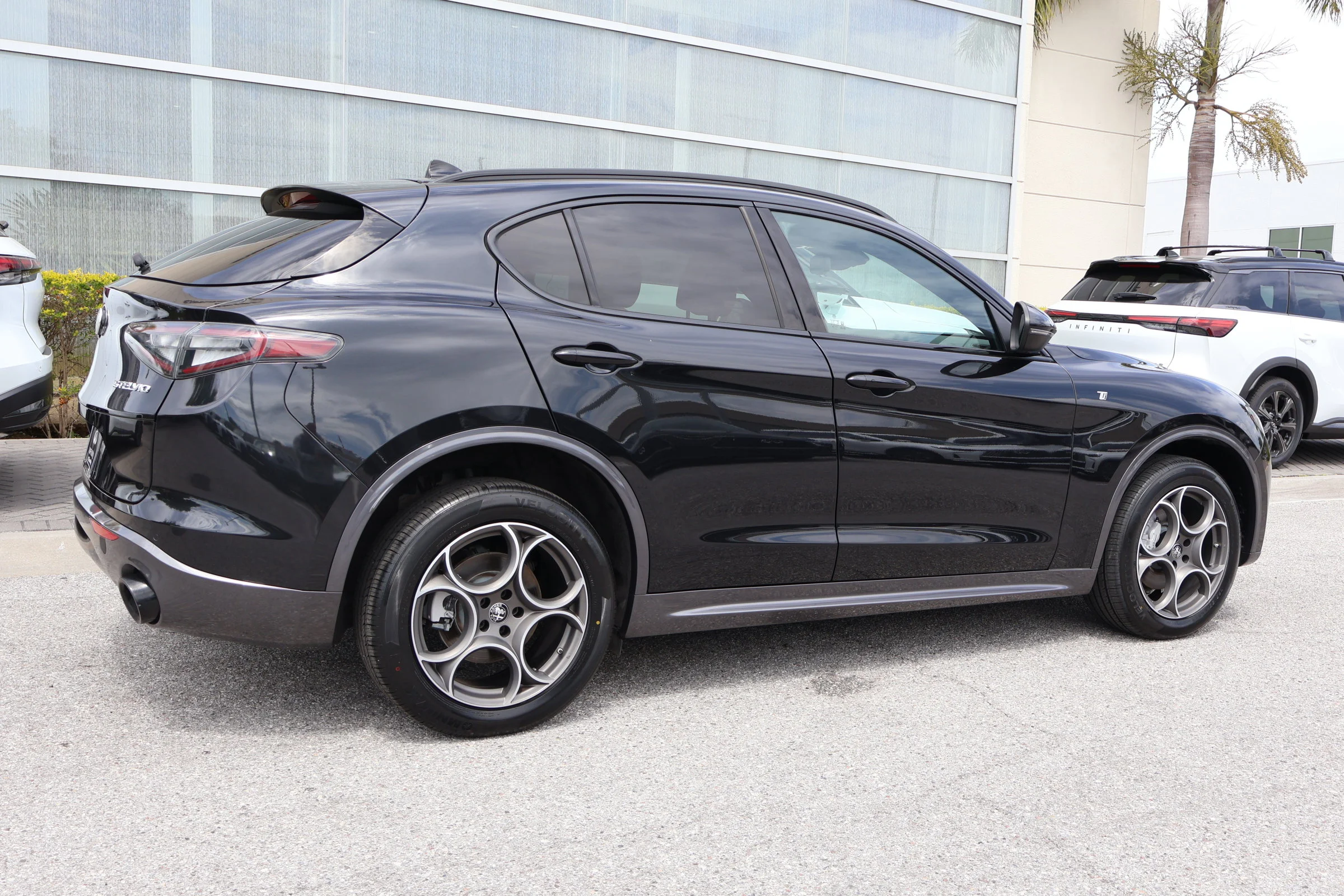 Used 2024 Vulcano Black Metallic Alfa Romeo Ti image 10