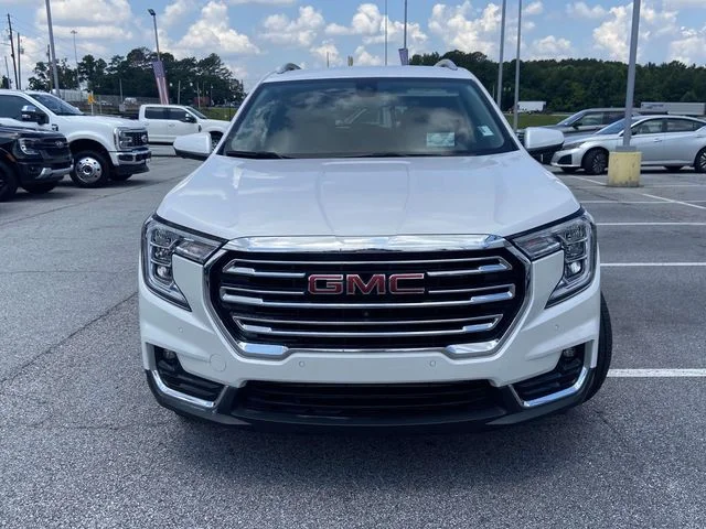 Certified Used 2023 White Frost Tri-Coat GMC SLT image 8