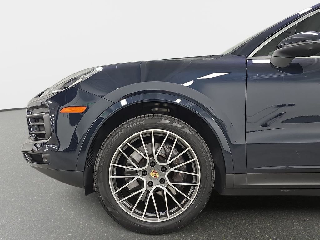 Certified Used 2023  Porsche Base image 10
