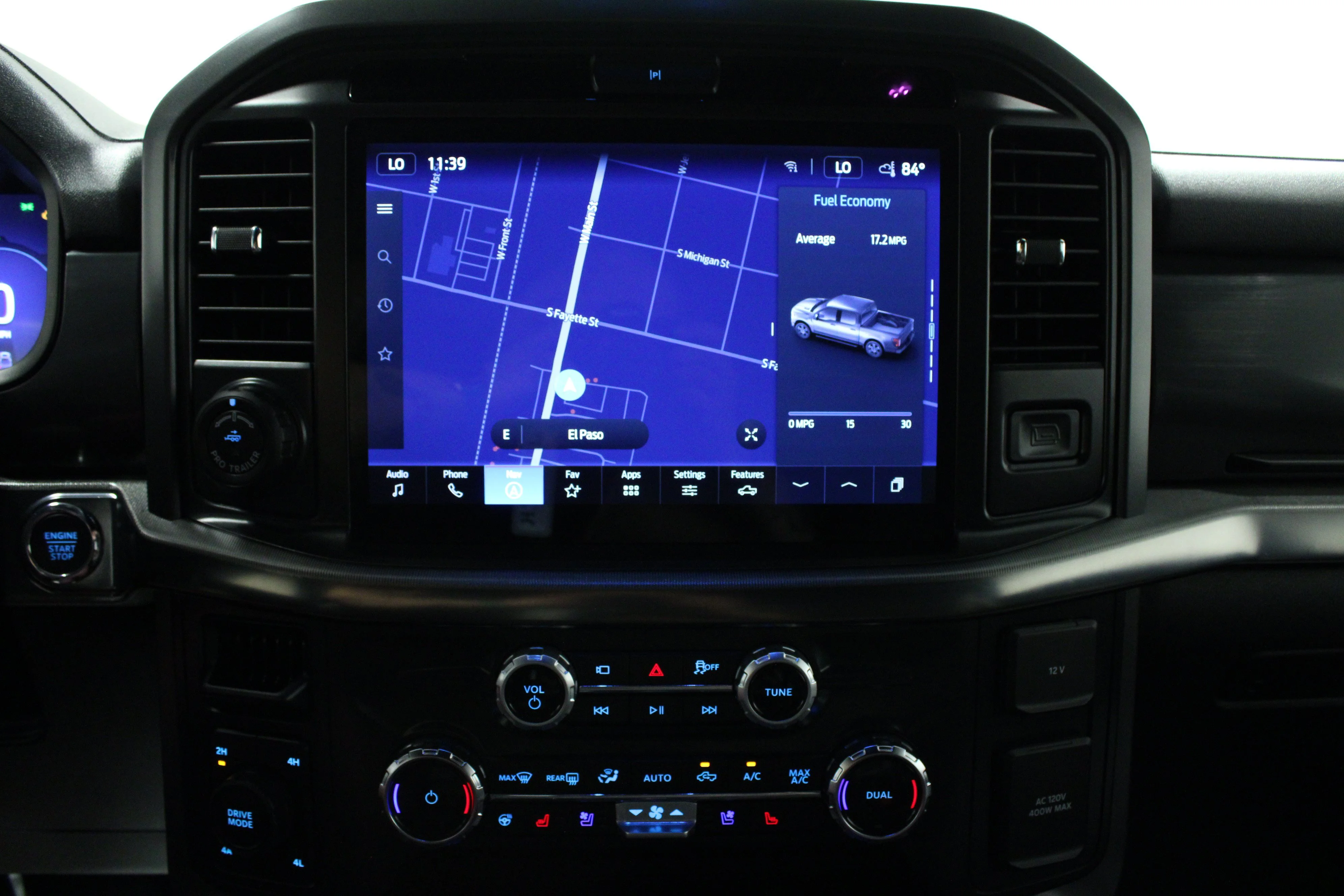 Used 2025 Agate Black Metallic Ford LARIAT image 22