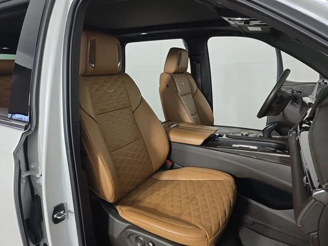 Used 2021 White Cadillac Premium Luxury image 23