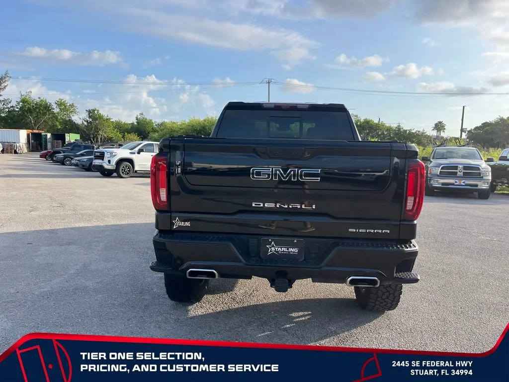 Used 2024 Onyx Black GMC Denali Ultimate image 6