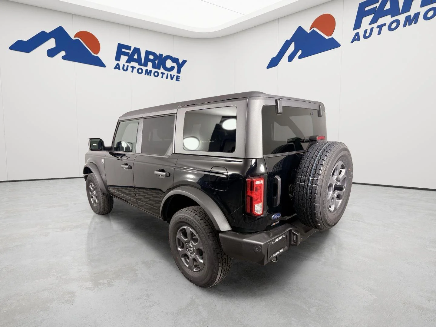 Used 2025 Shadow Black Ford Big Bend image 3