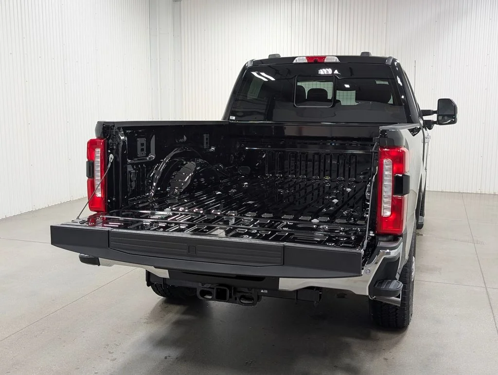 New 2026 Agate Black Metallic Ford F-350® King Ranch® image 24