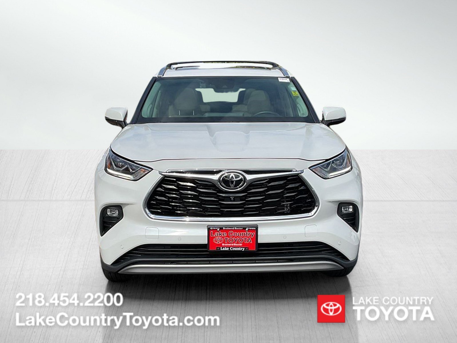 Used 2024  Toyota Platinum image 8