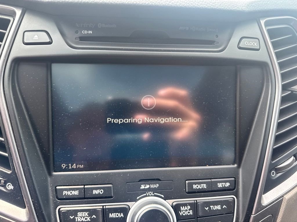 Used 2015 Frost Hyundai Limited image 20