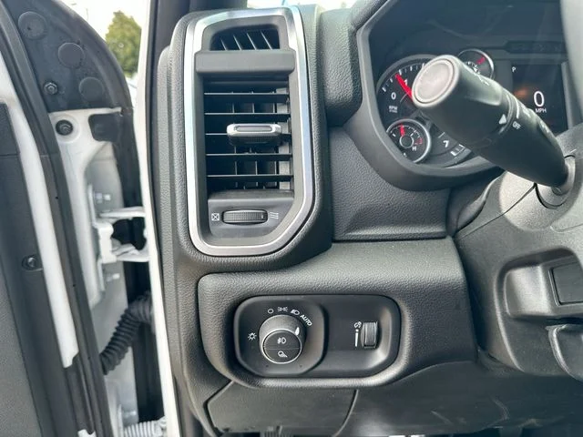 Used 2025 White Ram Big Horn image 20