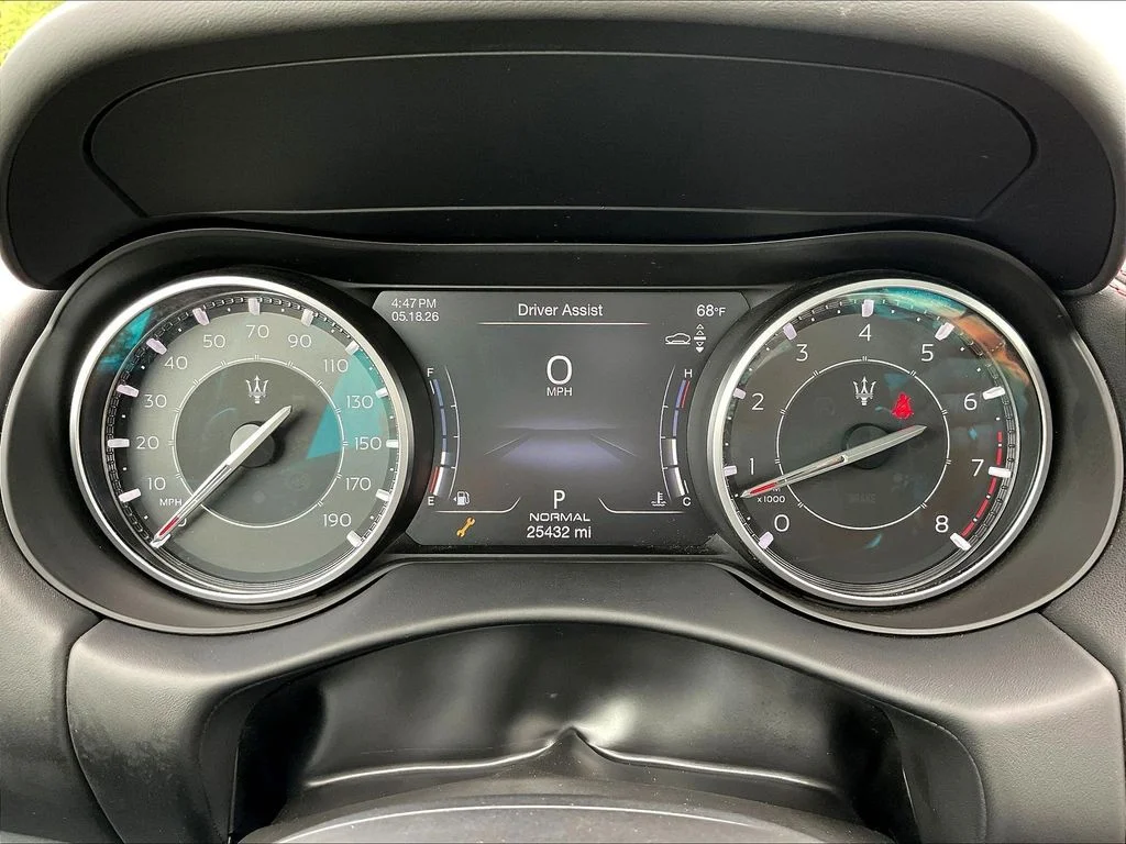 Used 2024 Bianco Maserati Modena image 13