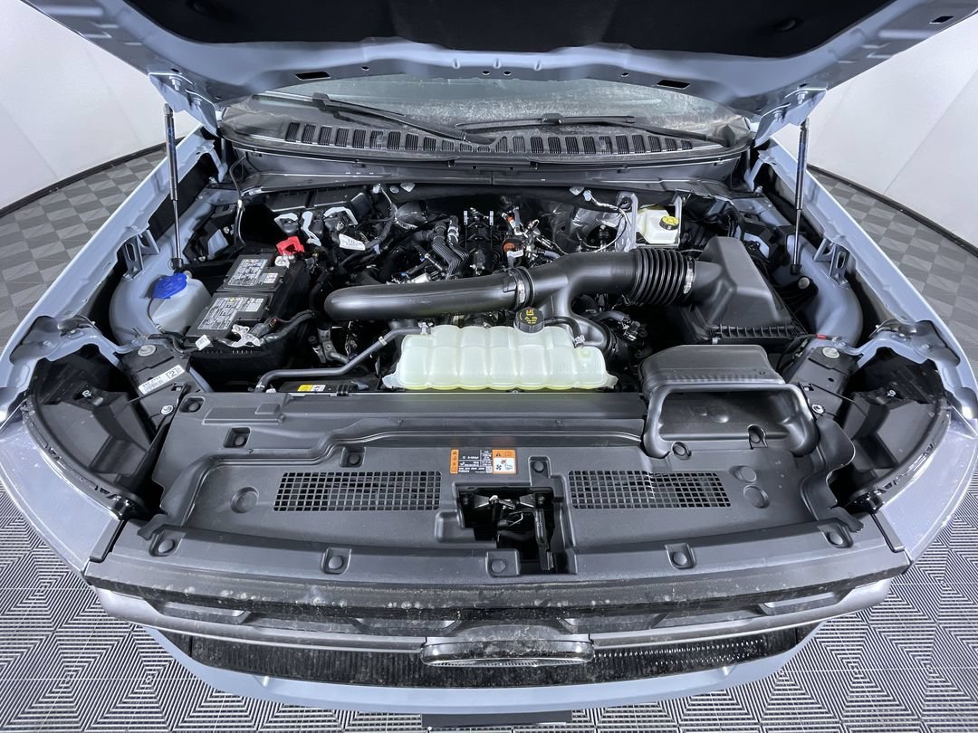 Used 2026 Glacier Gray Metallic Ford Tremor image 31