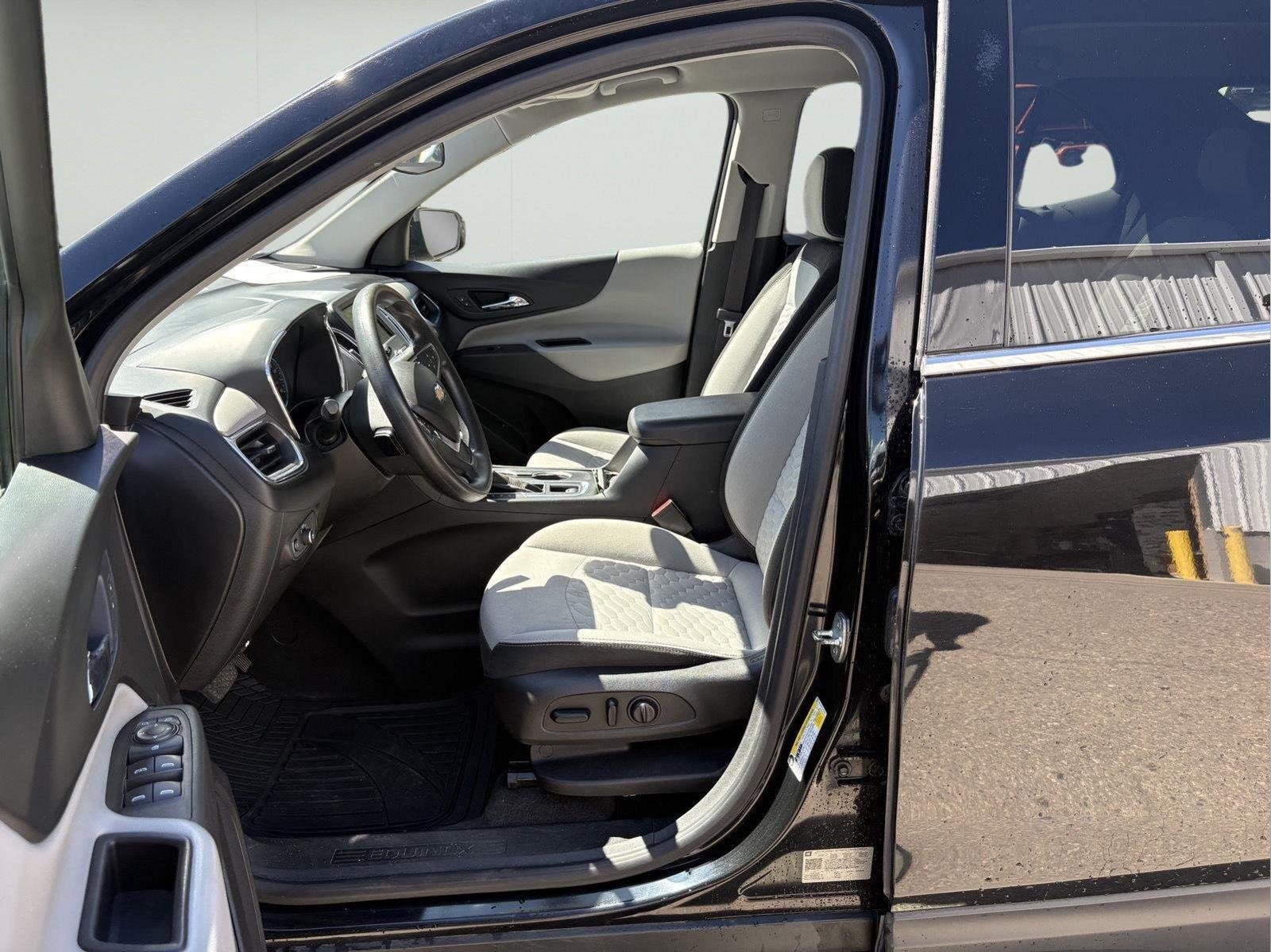 Used 2020 Mosaic Black Metallic Chevrolet LT image 8