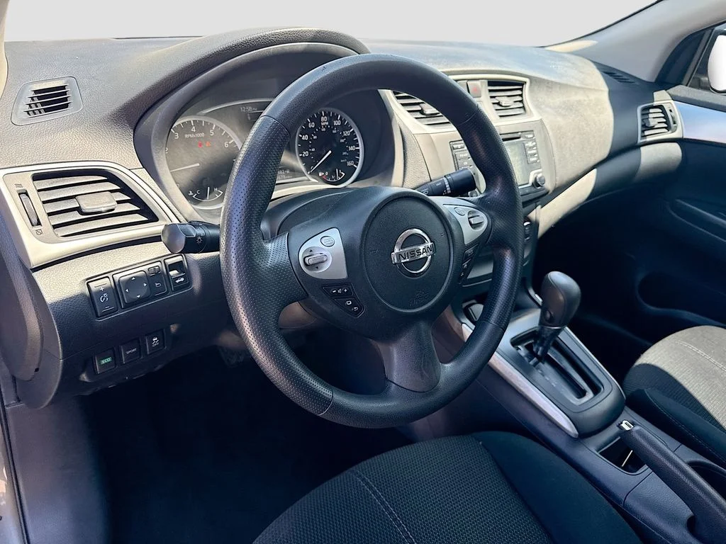 Used 2018 Gray Nissan S image 9