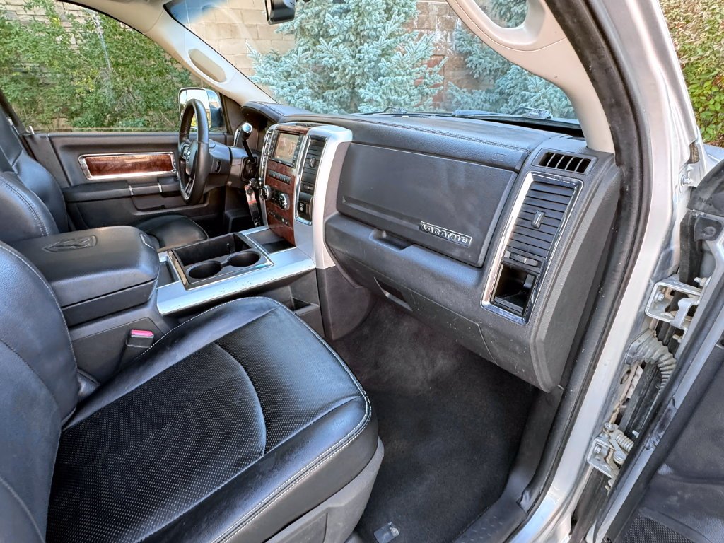 Used 2012 Silver Ram Laramie image 31