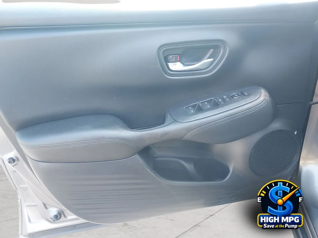 Used 2024 Silver Honda LX image 25