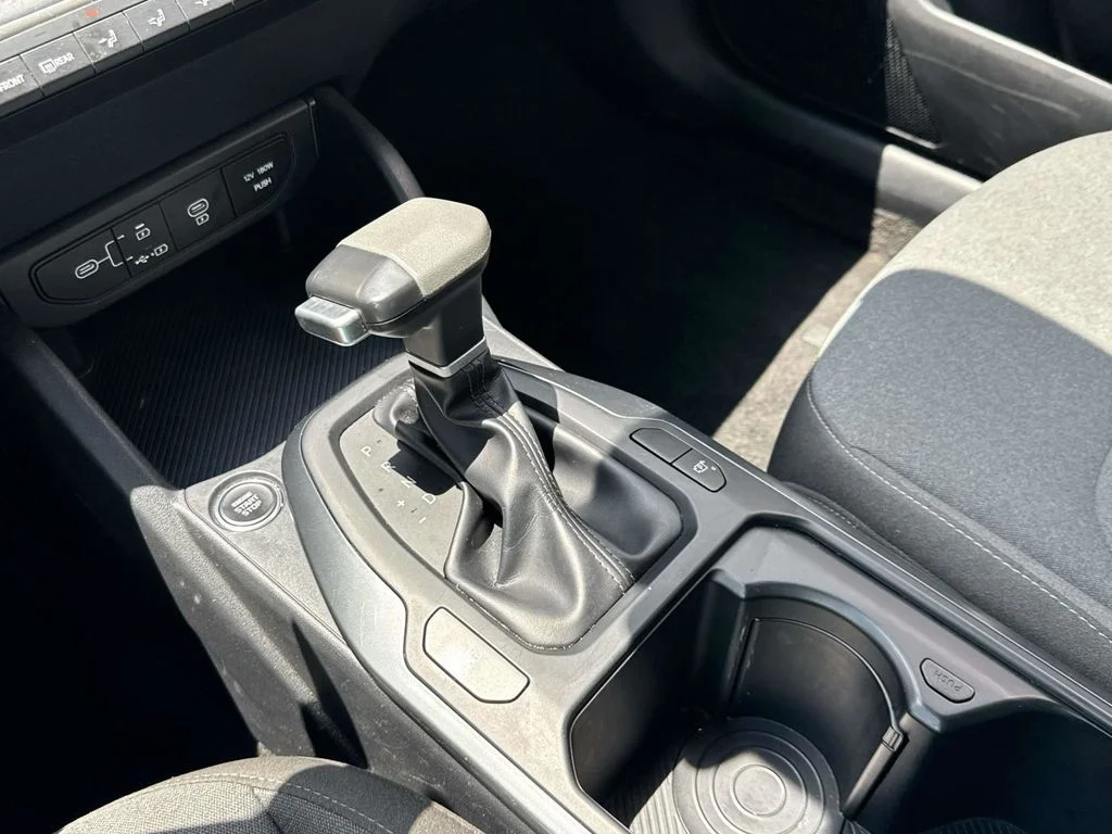 2025 Kia K4 LXS - Photo 44