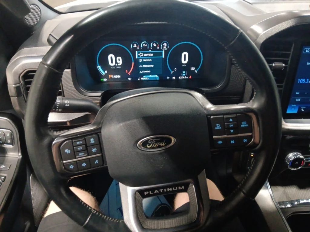 Used 2022 Star White Metallic Tri-Coat Ford Platinum image 17
