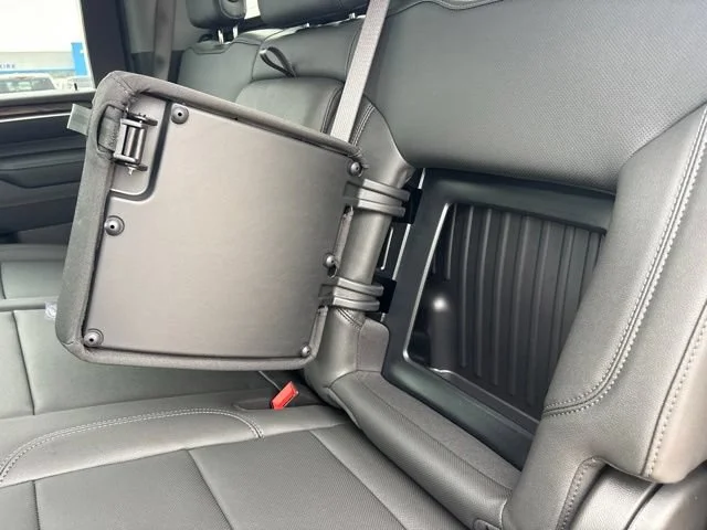 New 2026 Onyx Black GMC SLT image 32