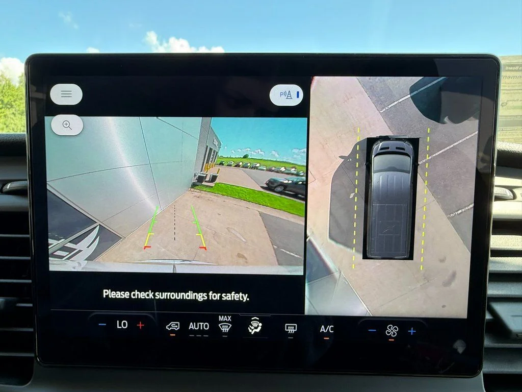 2025 Ford Transit Passenger Van XL - Photo 29