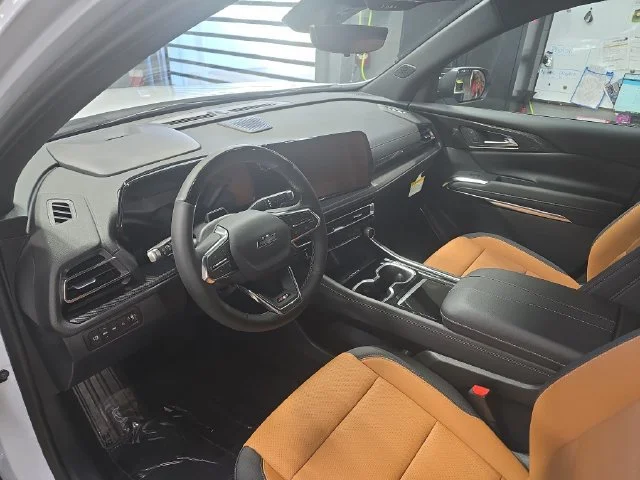 2027 Chevrolet Traverse Z71 - Photo 19