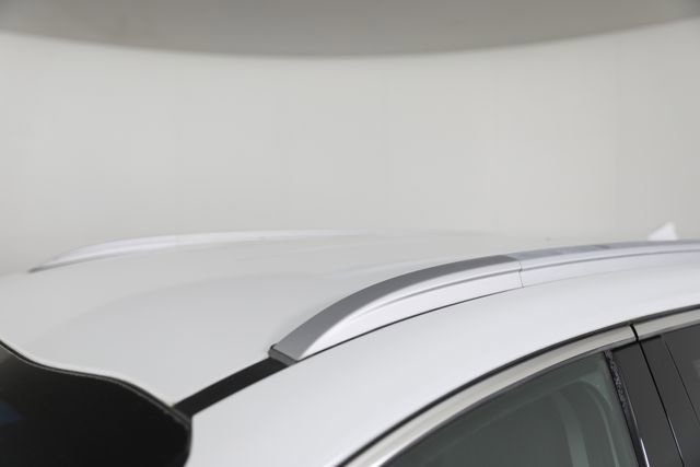 Used 2019 White Kia 2.4L LX image 32