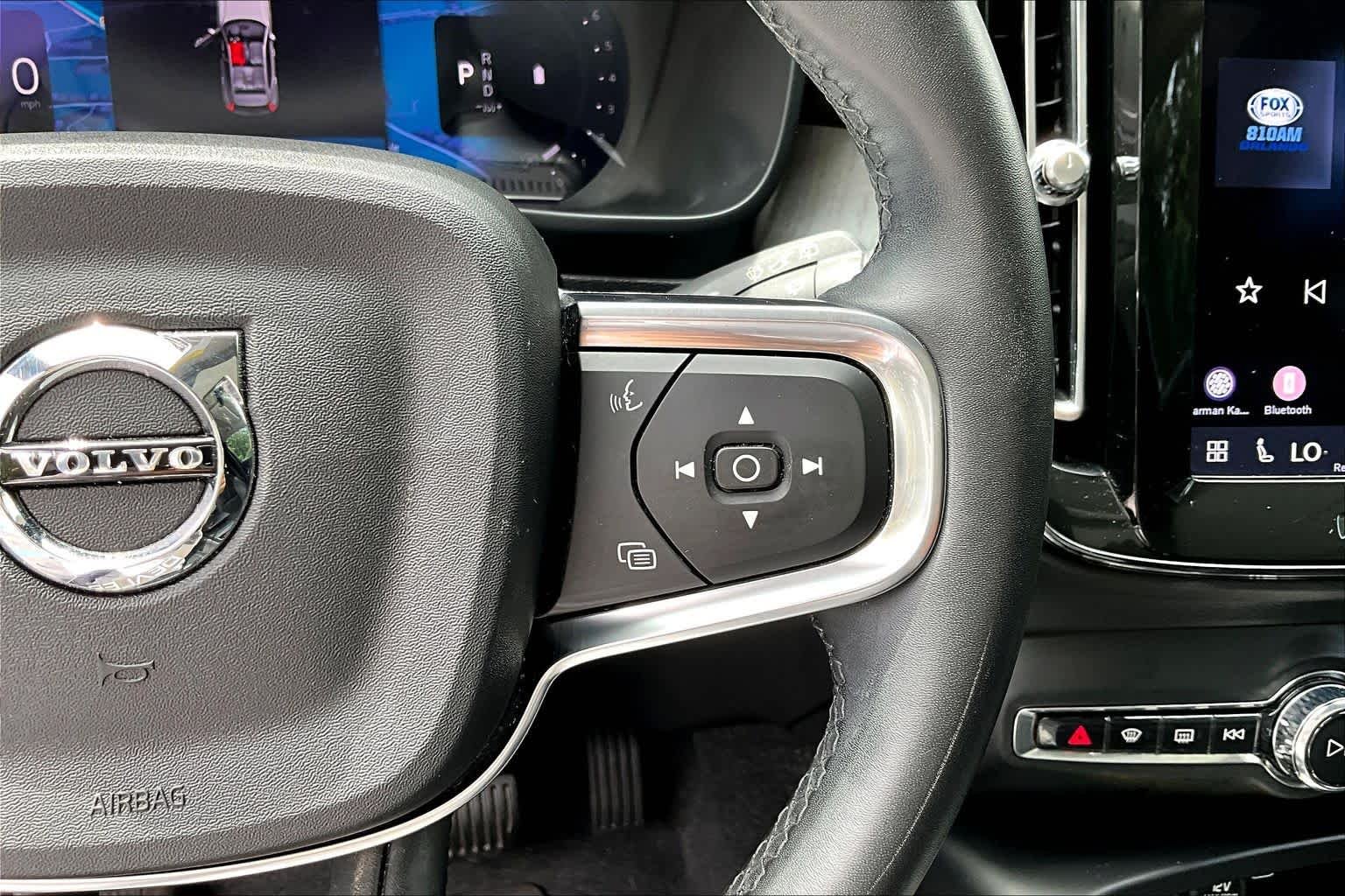 Used 2023  Volvo Plus Bright Theme image 25