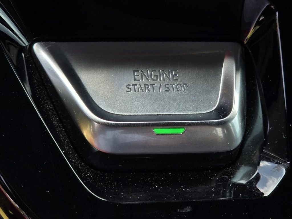 Used 2024 White Frost Tri-Coat GMC Denali image 21