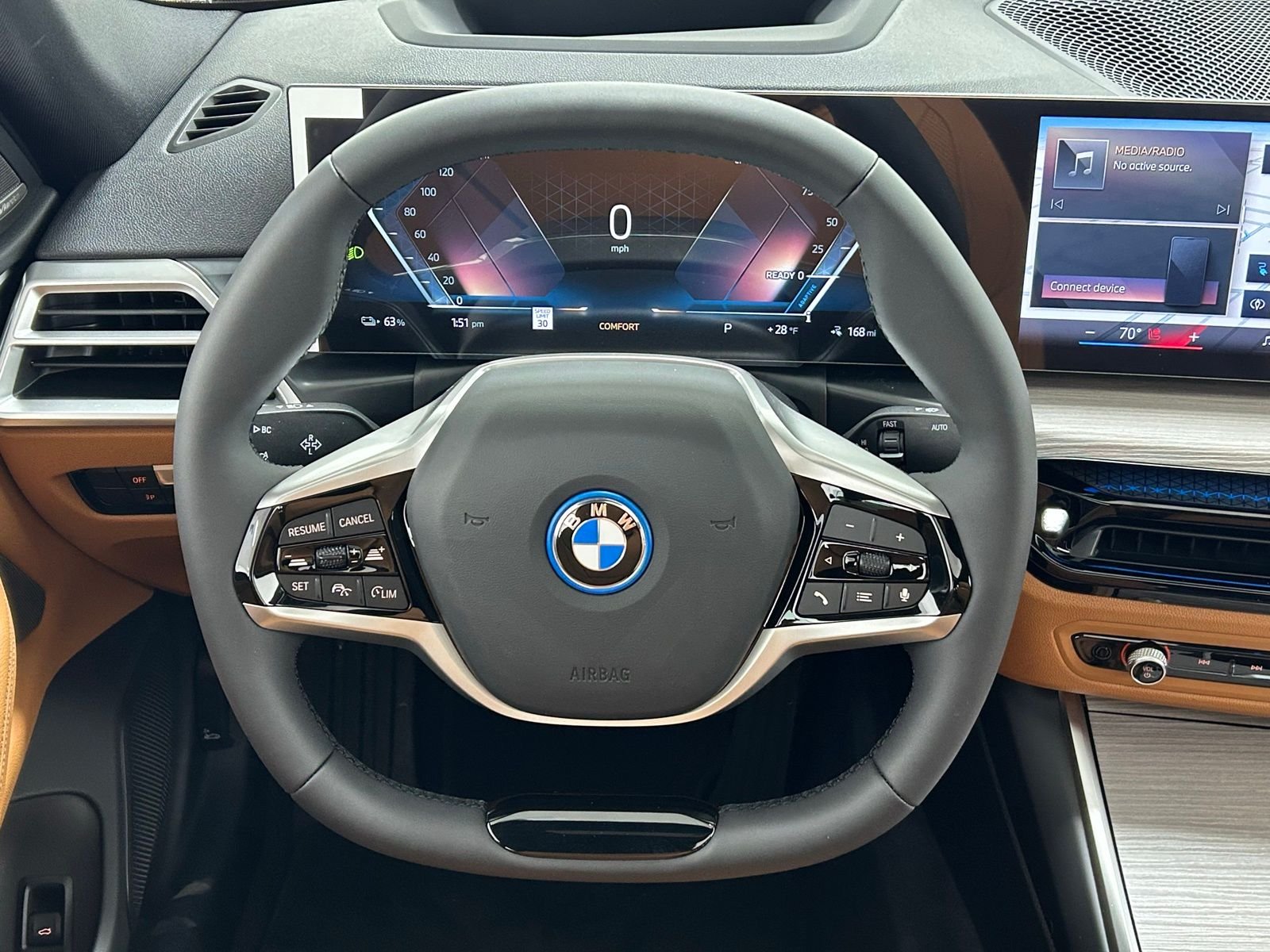 New 2026 Vegas Red Metallic BMW xDrive40 image 18
