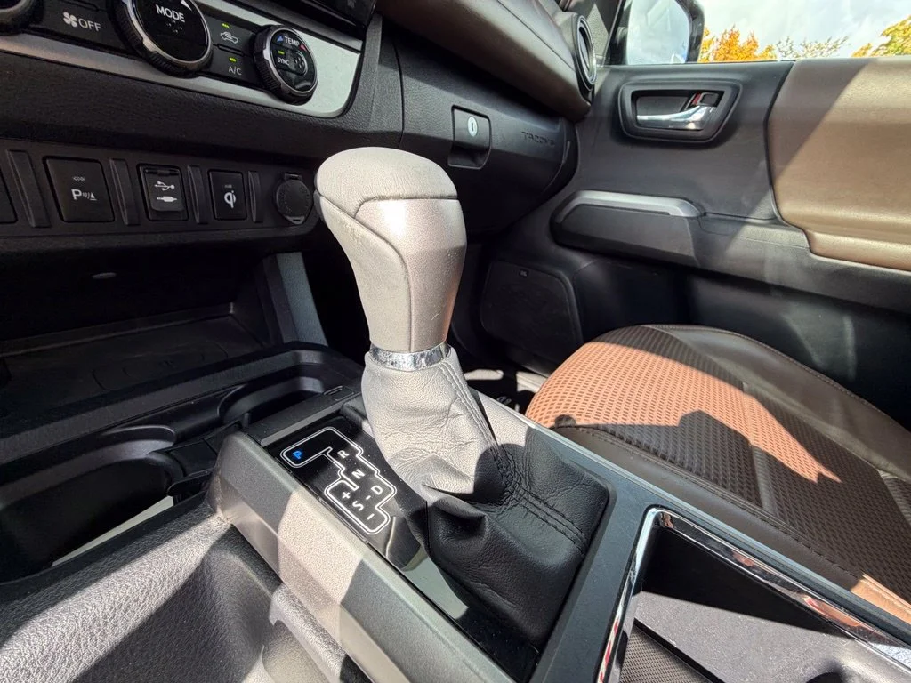 Used 2017 Black Toyota Limited image 24