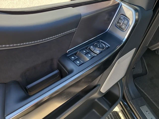 New 2026 Black Metallic Ford Platinum image 17