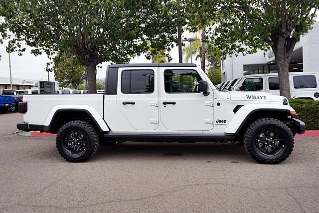 New 2025 Bright White Clear-Coat Exterior Paint Jeep Willys image 7