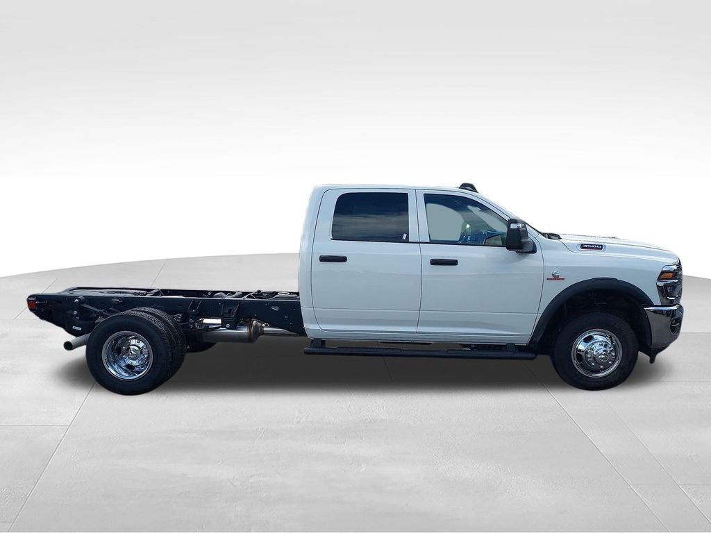 New 2026 Bright White Clearcoat RAM Tradesman image 6