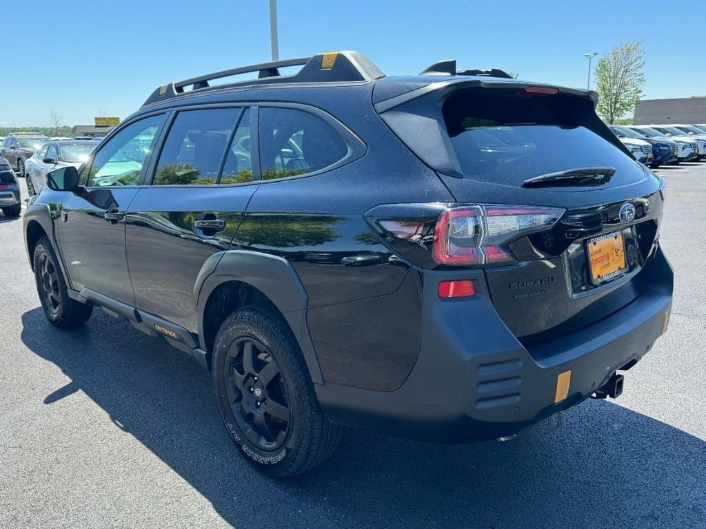 Used 2025 Crystal Black Silica Subaru Wilderness image 5