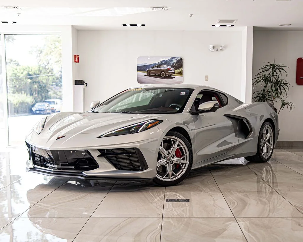 Used 2022 Silver Chevrolet Stingray image 1