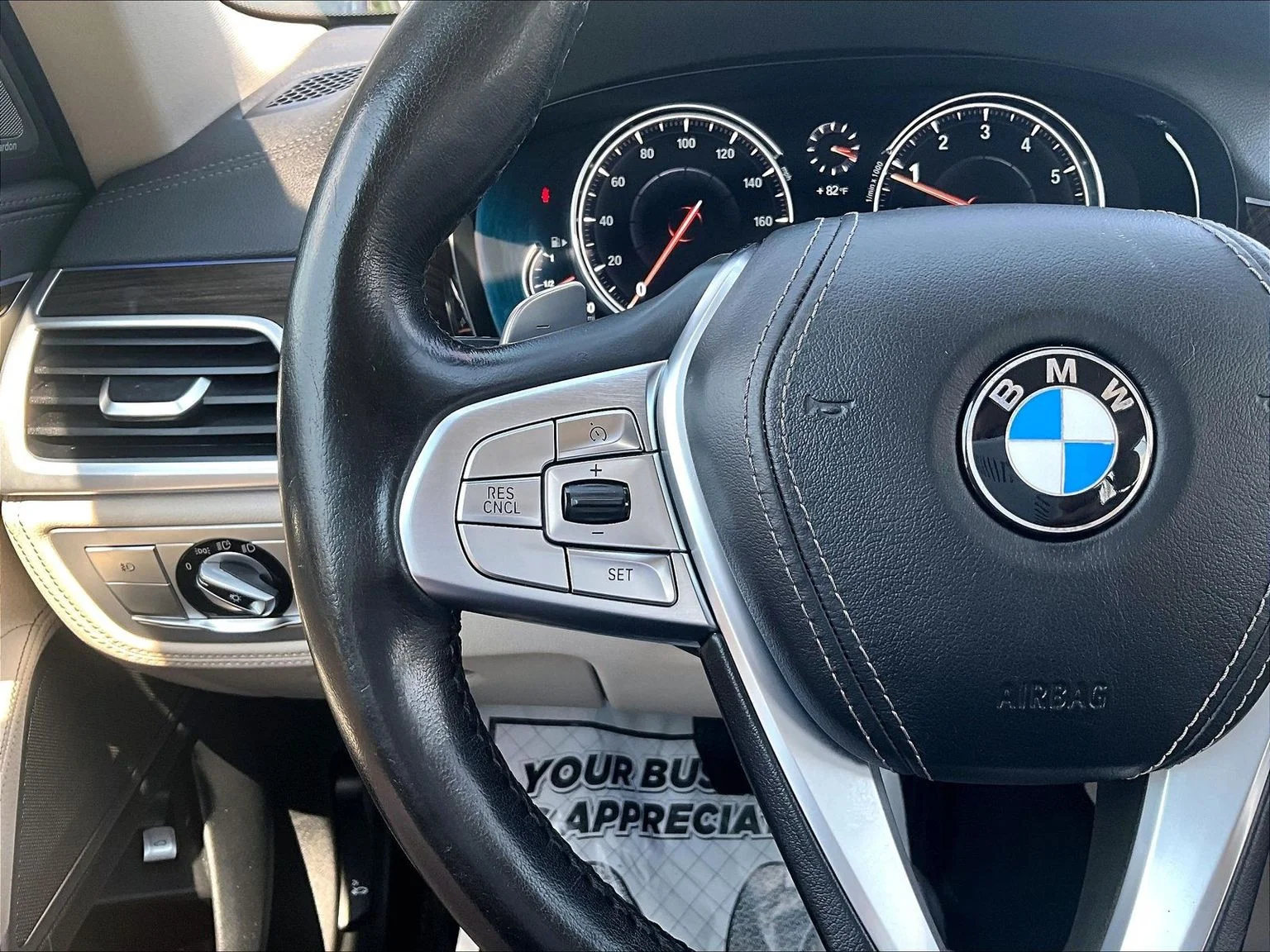Used 2018 White BMW 740i xDrive image 19