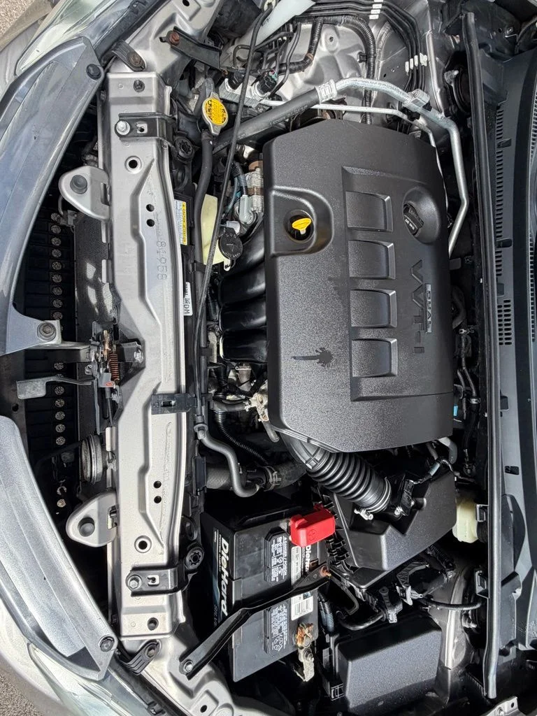 Used 2016 Brown Toyota LE image 7