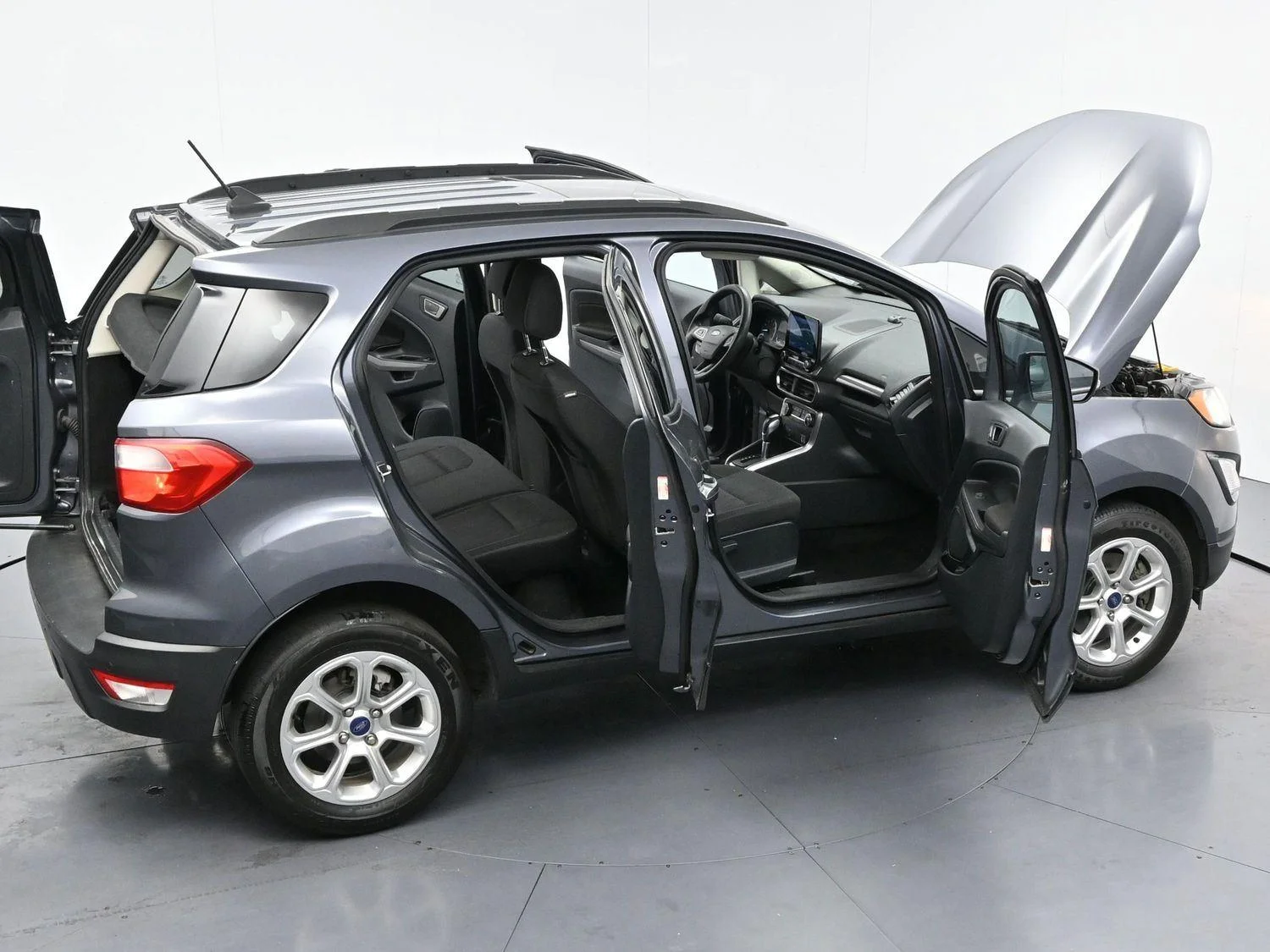 Used 2021 Smoke Ford SE image 40