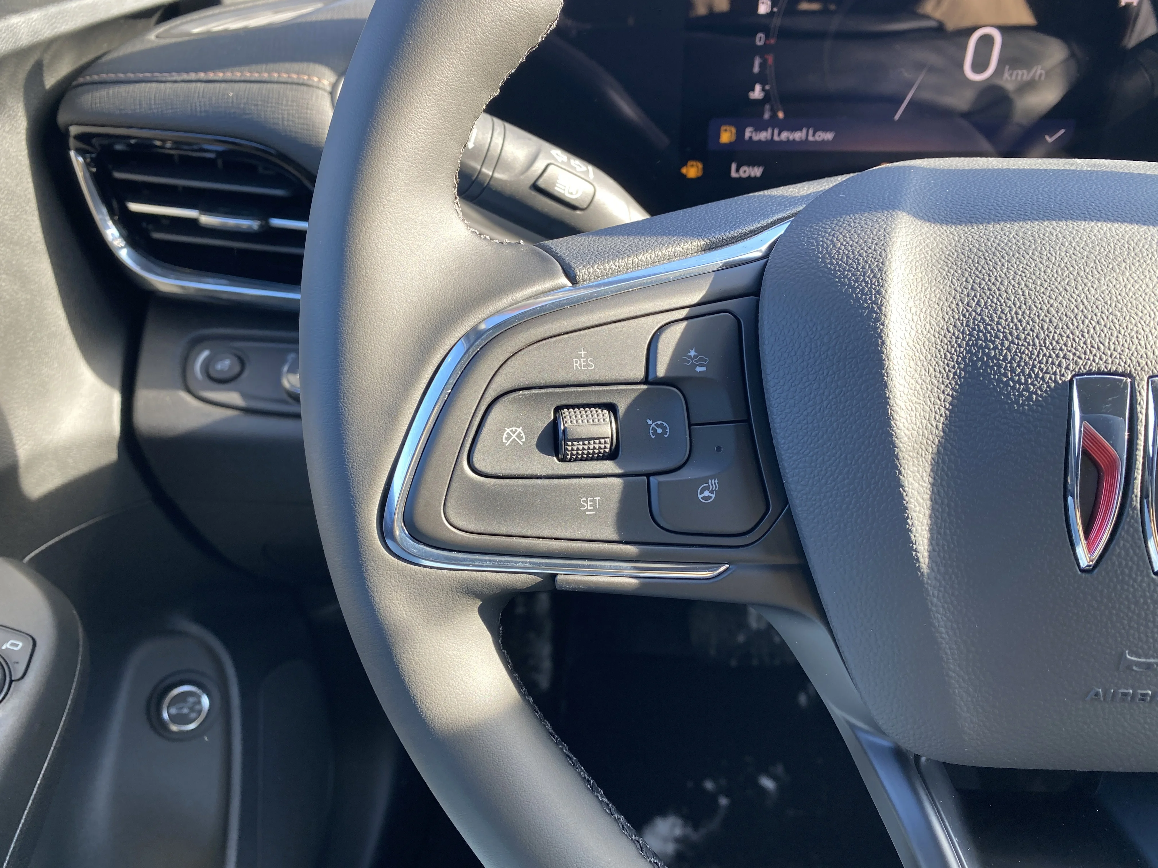 New 2026 MOONSTONE GREY METALLIC Buick Avenir image 17
