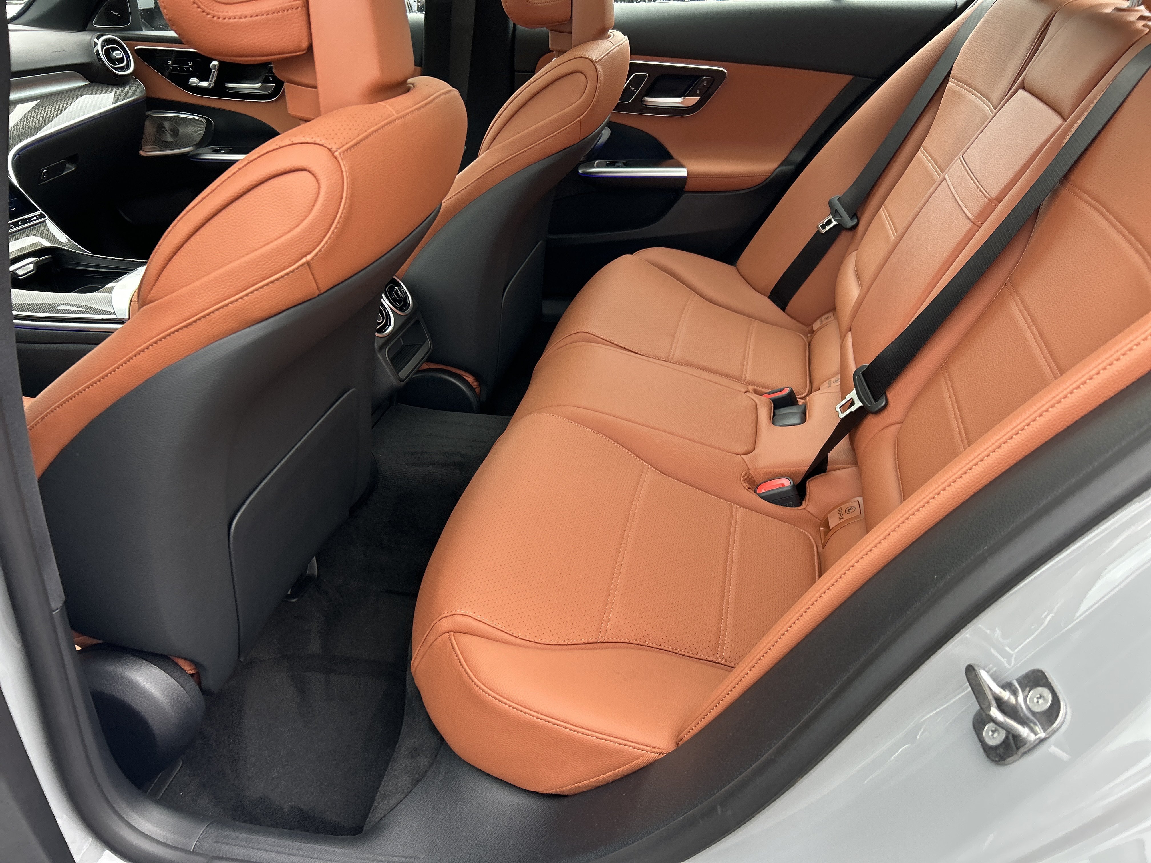New 2026 MANUFAKTUR Alpine Grey Mercedes-Benz C 300 4MATIC® Sedan image 36
